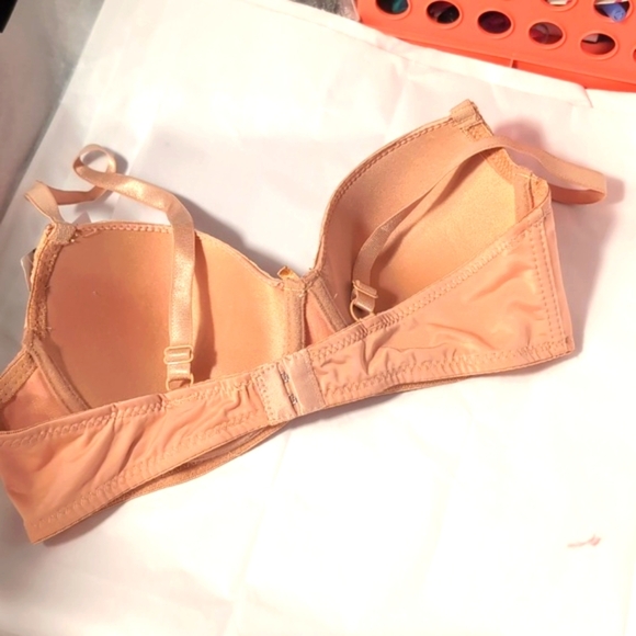 Romantic Style Push Up Beige Wire Bra Size 34 C New - Picture 5 of 11